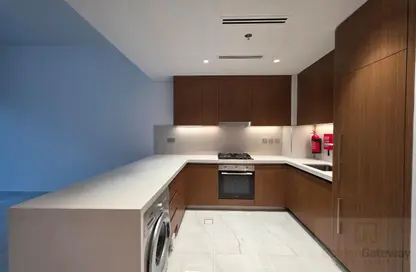 شقة - 2 غرف نوم - 2 حمامات للايجار في عزيزي ميراج - ستوديو سيتي - دبي