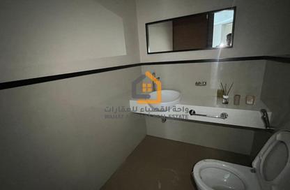 Apartment - 3 - 5 for rent in Al Majaz 3 - Al Majaz - Sharjah
