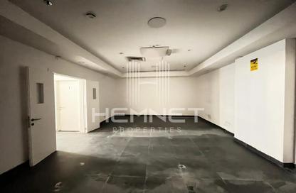 Shop - Studio for rent in Capital Golden Tower - Business Bay - Dubai