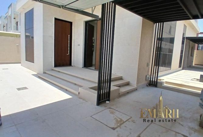 122008913 - Property Image 3