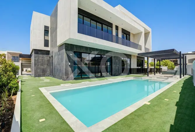 155518737 - Property Image 2