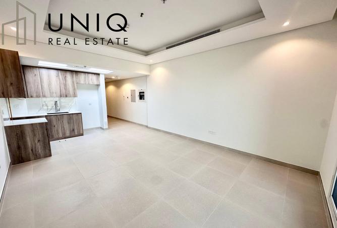 Studio | VACANT | Brand New | Community Villa View photo 3