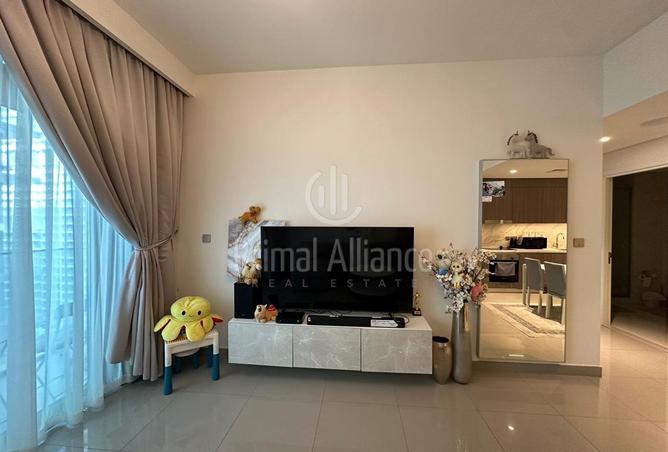 Beach Access | Prime Location | Beautiful Sea View photo 3