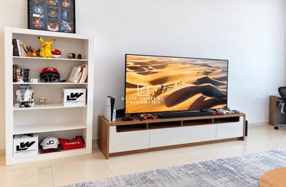 Apartment - 1 - 2 for rent in Topaz Avenue - Al Furjan - Dubai