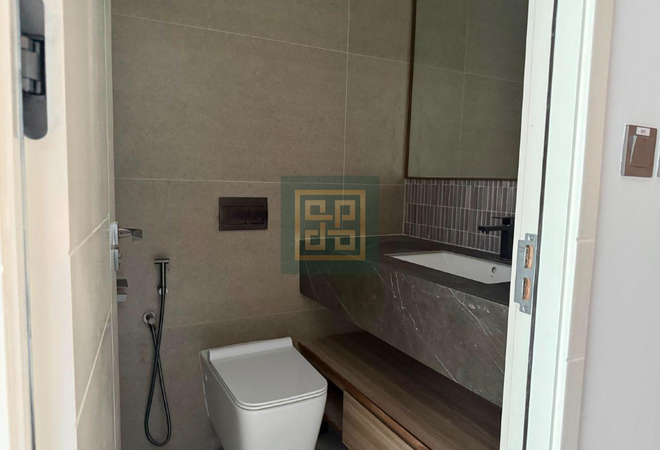 Brand New Tower| Spacious Layout| Fitted kitchen photo 12