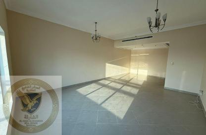Apartment - 2 Bedrooms - 3 Bathrooms for rent in Al Majaz 1 - Al Majaz - Sharjah
