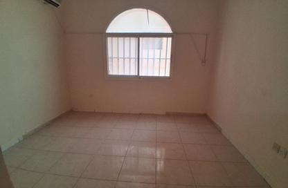 Apartment - 2 - 1 for rent in Fire Station Road - Muwaileh - Sharjah