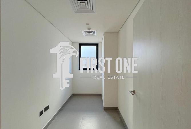 76178075 - Property Image 3