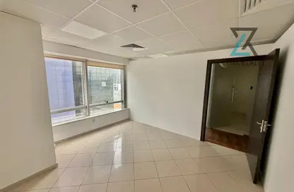 Office Space - Studio - 1 Bathroom for rent in Al Etihad Building - Port Saeed - Deira - Dubai