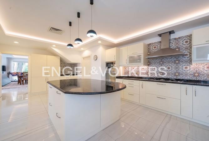 136105307 - Property Image 3