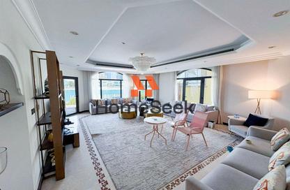 Villa - 5 Bedrooms - 6 Bathrooms for rent in Garden Homes Frond C - Garden Homes - Palm Jumeirah - Dubai