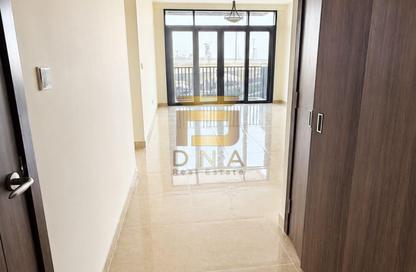 Whole Building - 2 - 2 for rent in Corniche Deira - Deira - Dubai