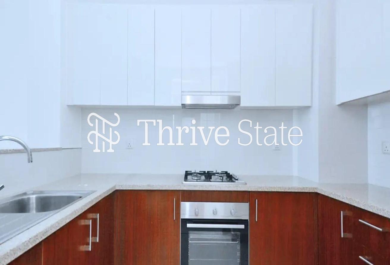 Vacant Now | Prime Location | Unfurnished photo 4
