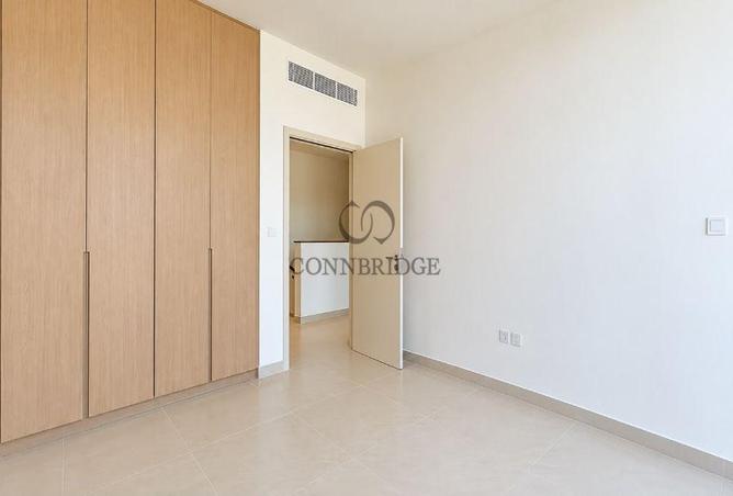 3-bed villa in Lillia · Maid's room — photo 2
