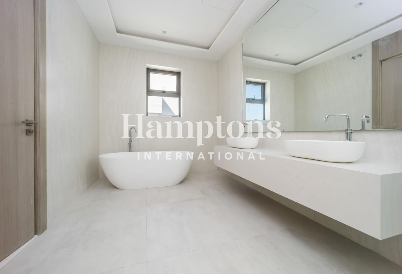 Newly Built | Huge 5BR Villa | Private Pool photo 25