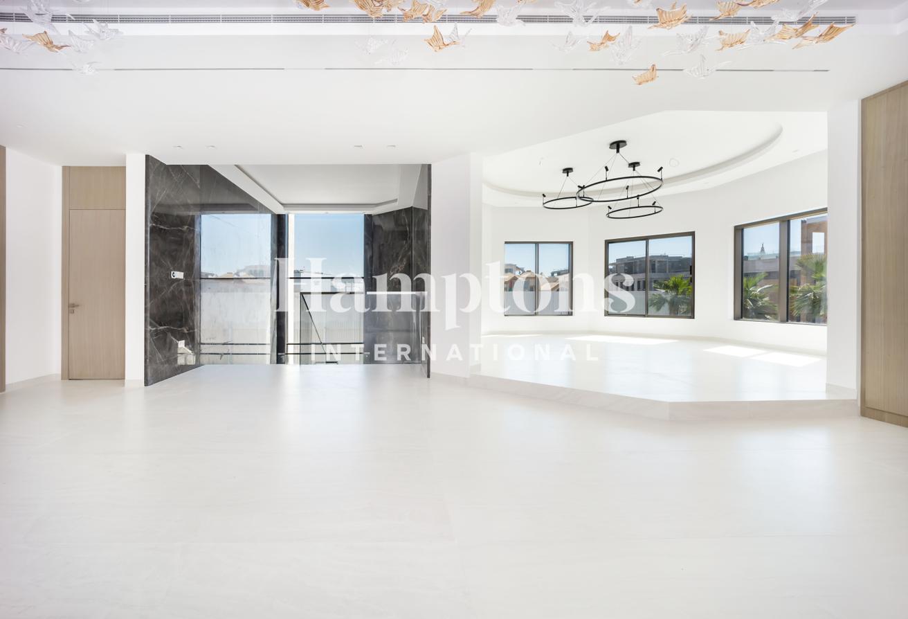 Newly Built | Huge 5BR Villa | Private Pool photo 2