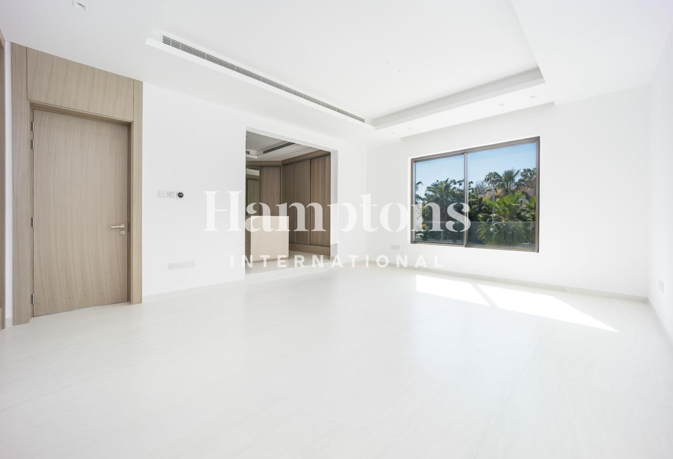 Newly Built | Huge 5BR Villa | Private Pool photo 14
