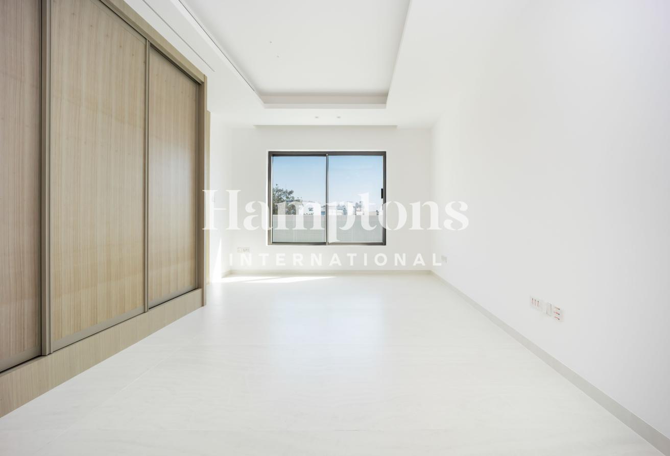 Newly Built | Huge 5BR Villa | Private Pool photo 21