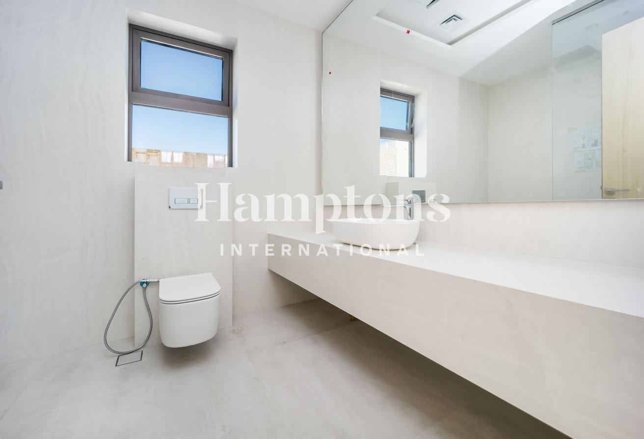 Newly Built | Huge 5BR Villa | Private Pool photo 27