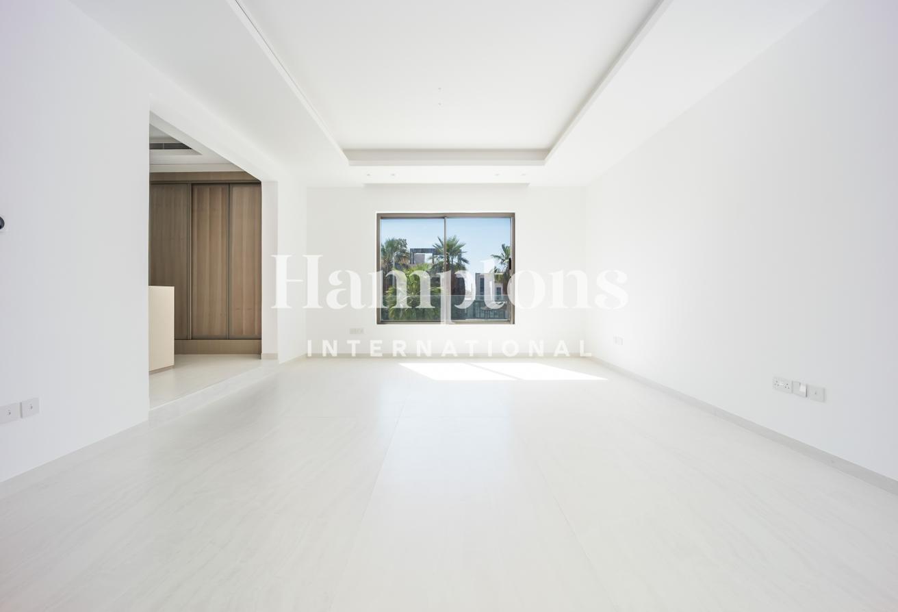 Newly Built | Huge 5BR Villa | Private Pool photo 13