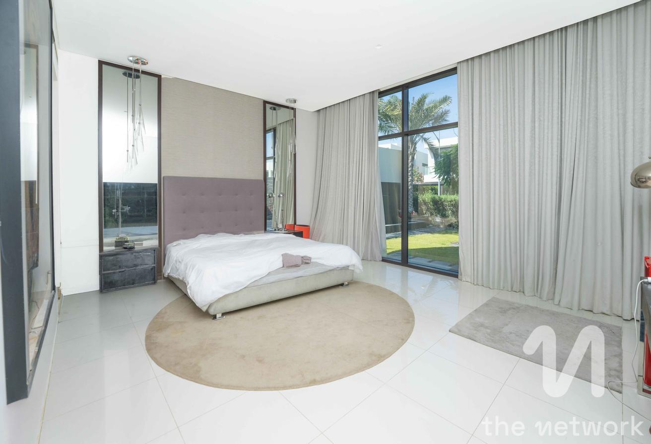 Spacious 6 Beds Villa | Golf View | Upgraded VD2 photo 12