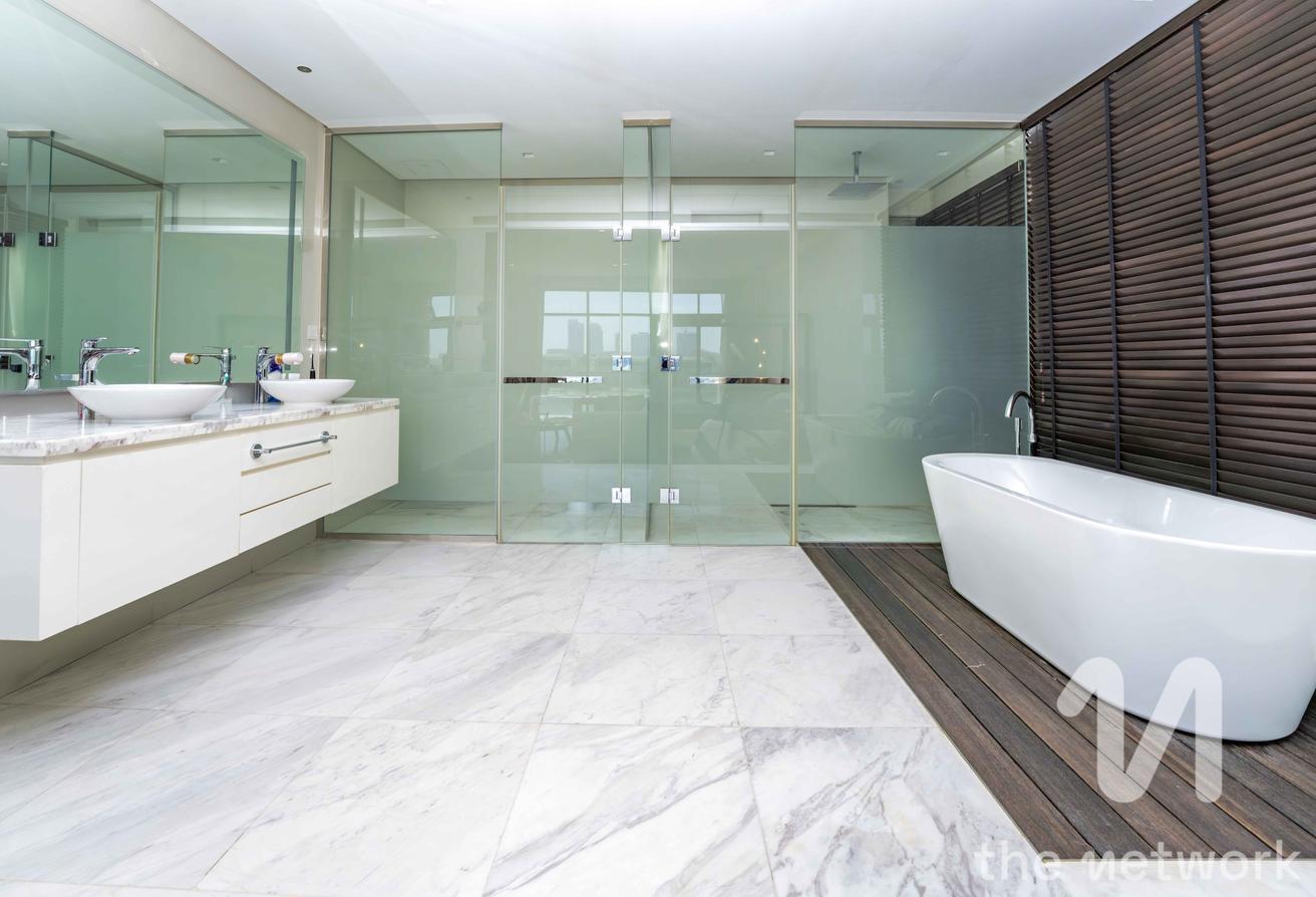 Spacious 6 Beds Villa | Golf View | Upgraded VD2 photo 10