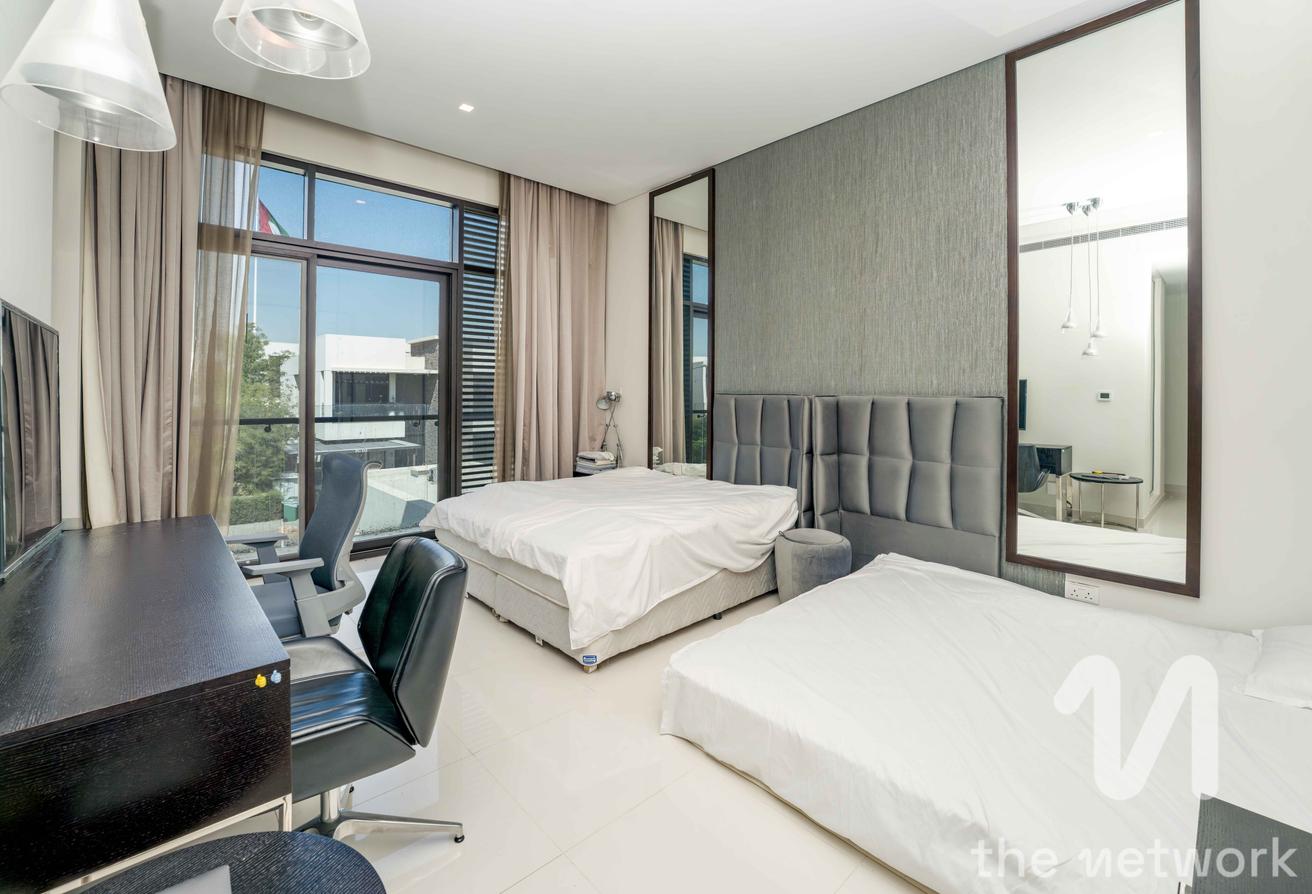 Spacious 6 Beds Villa | Golf View | Upgraded VD2 photo 16