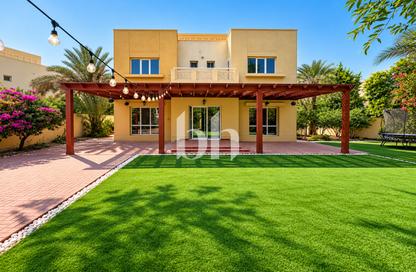 Villa - 5 - 6 for rent in Meadows 2 - Meadows - Dubai Villa - 5 - 6 for rent in Meadows 2 - Meadows - Dubai