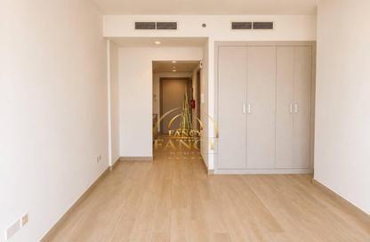 Apartment - Studio - 1 Bathroom for rent in Bloom Towers B - Bloom Towers - District 10 - Jumeirah Village Circle - Dubai Apartment - Studio - 1 Bathroom for rent in Bloom Towers B - Bloom Towers - District 10 - Jumeirah Village Circle - Dubai