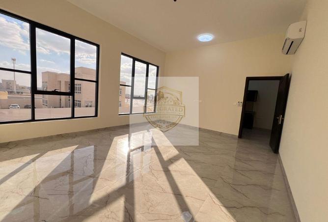 104678594 - Property Image 3