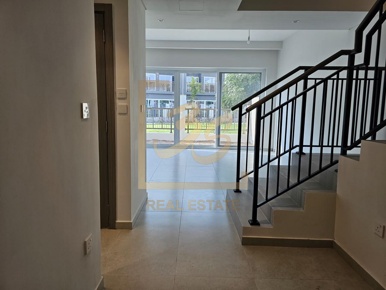 ON THE PARK | SPACIOUS 4BR | VACANT by 241773 