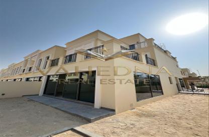Villa - 5 - 6 for rent in Malta - Damac Lagoons - Dubai