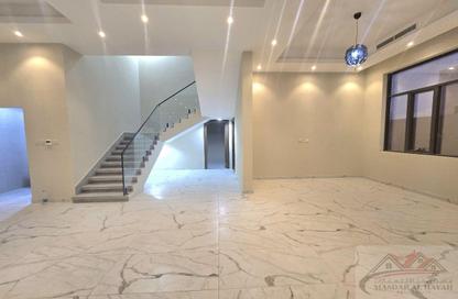 Villa - 4 - 6 for rent in Hoshi 1 - Hoshi - Al Badie - Sharjah