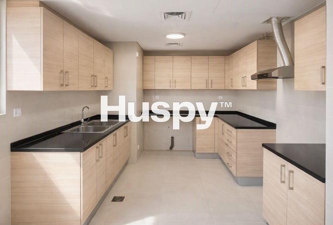 Ready To Move | Spacious Layout | Shared Pool — photo 3