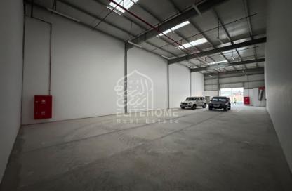 Warehouse - Studio for rent in Al Sajaa Industrial - Al Sajaa - Sharjah