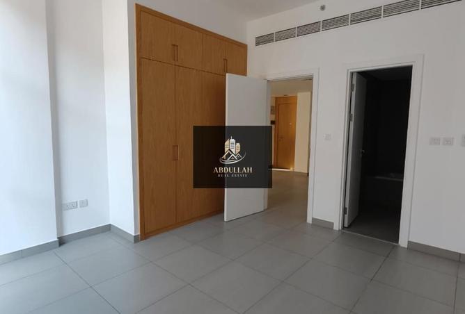 77401890 - Property Image 2