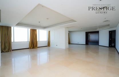 Apartment - 4 - 5 for sale in Sky Gardens - DIFC - Dubai
