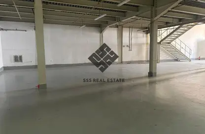 مستودع - استوديو - 1 حمام للايجار في أم درع - أم القيوين مستودع - استوديو - 1 حمام للايجار في أم درع - أم القيوين