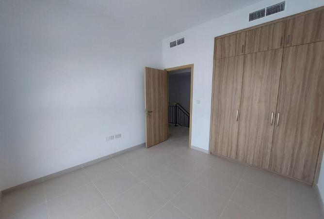 85743642 - صورة العقار 2