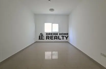 Apartment - 1 Bedroom - 2 Bathrooms for rent in Al Khan Corniche - Al Khan - Sharjah