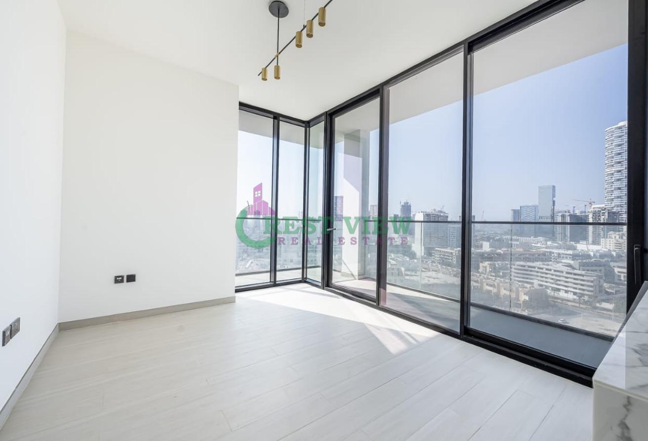 CORNER UNIT | OPEN VIEW | NEAR TO EXIT photo 16