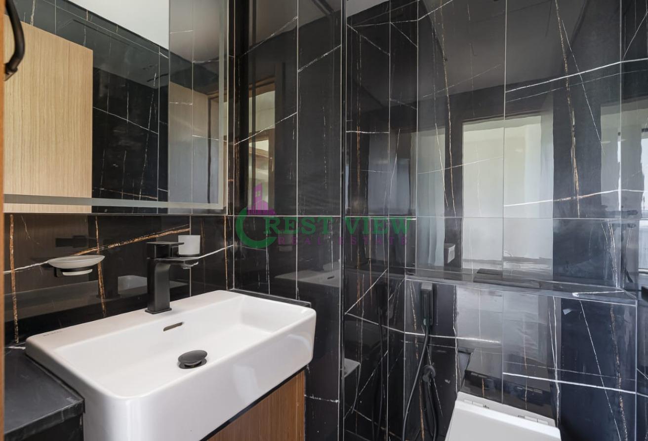 CORNER UNIT | OPEN VIEW | NEAR TO EXIT photo 14