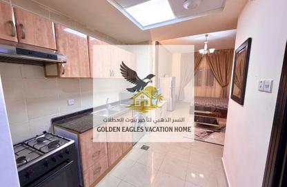 Apartment - Studio - 1 Bathroom for rent in Al Majaz 3 - Al Majaz - Sharjah Apartment - Studio - 1 Bathroom for rent in Al Majaz 3 - Al Majaz - Sharjah