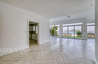 Villa - 5 Bedrooms - 6 Bathrooms for rent in Palma Residences - Palm Jumeirah - Dubai