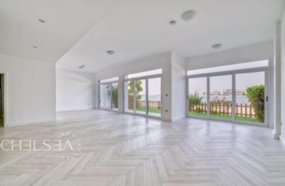 Villa - 5 Bedrooms - 6 Bathrooms for rent in Palma Residences - Palm Jumeirah - Dubai