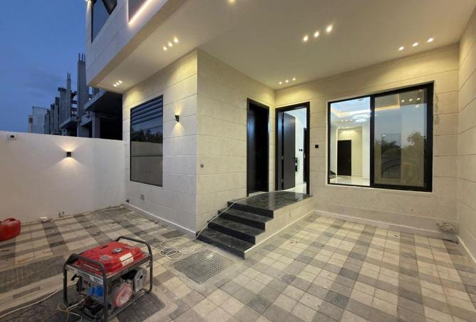 103707045 - Property Image 3