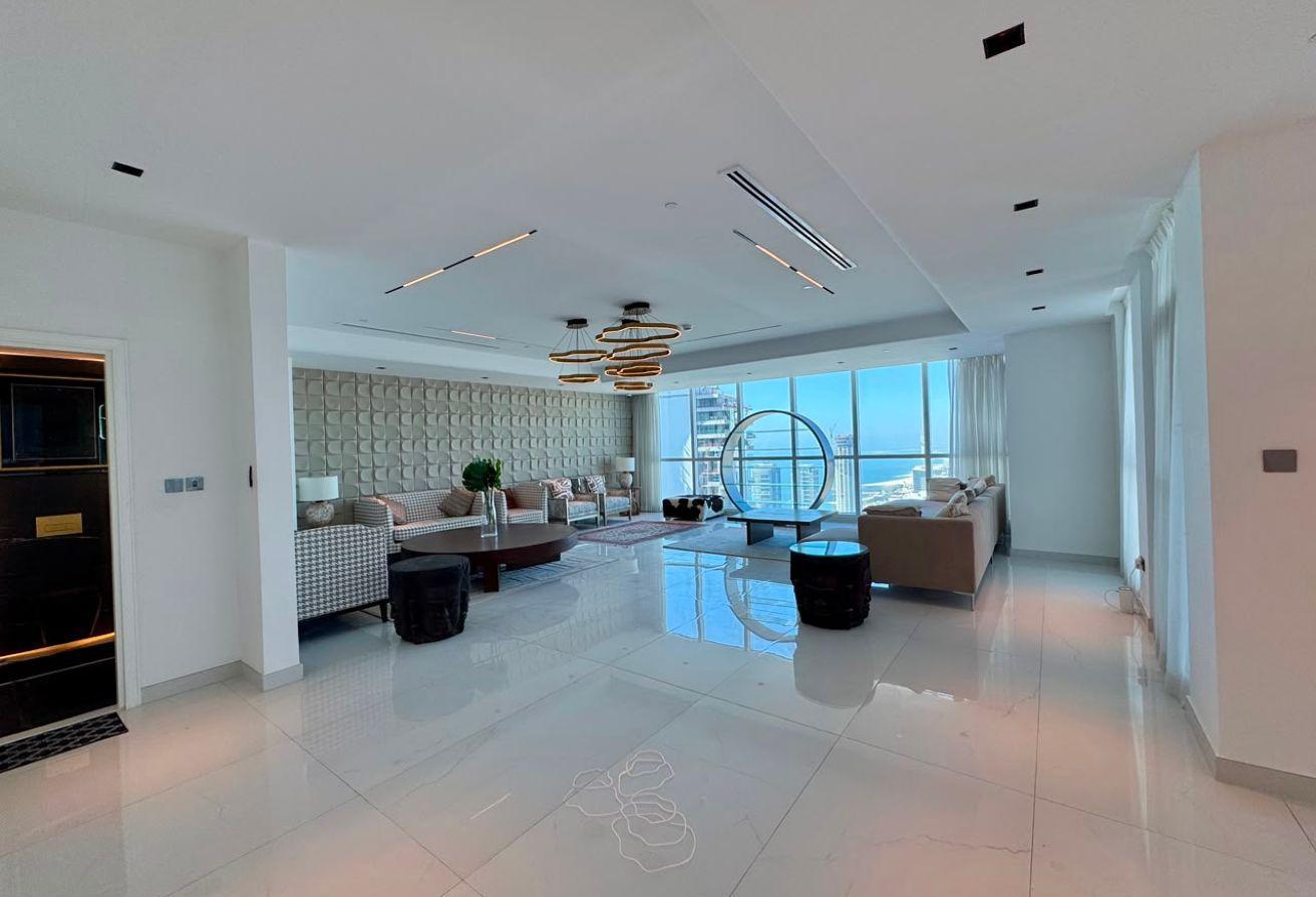 Upgraded | Furnished | 4BR Duplex Penthouse photo 4