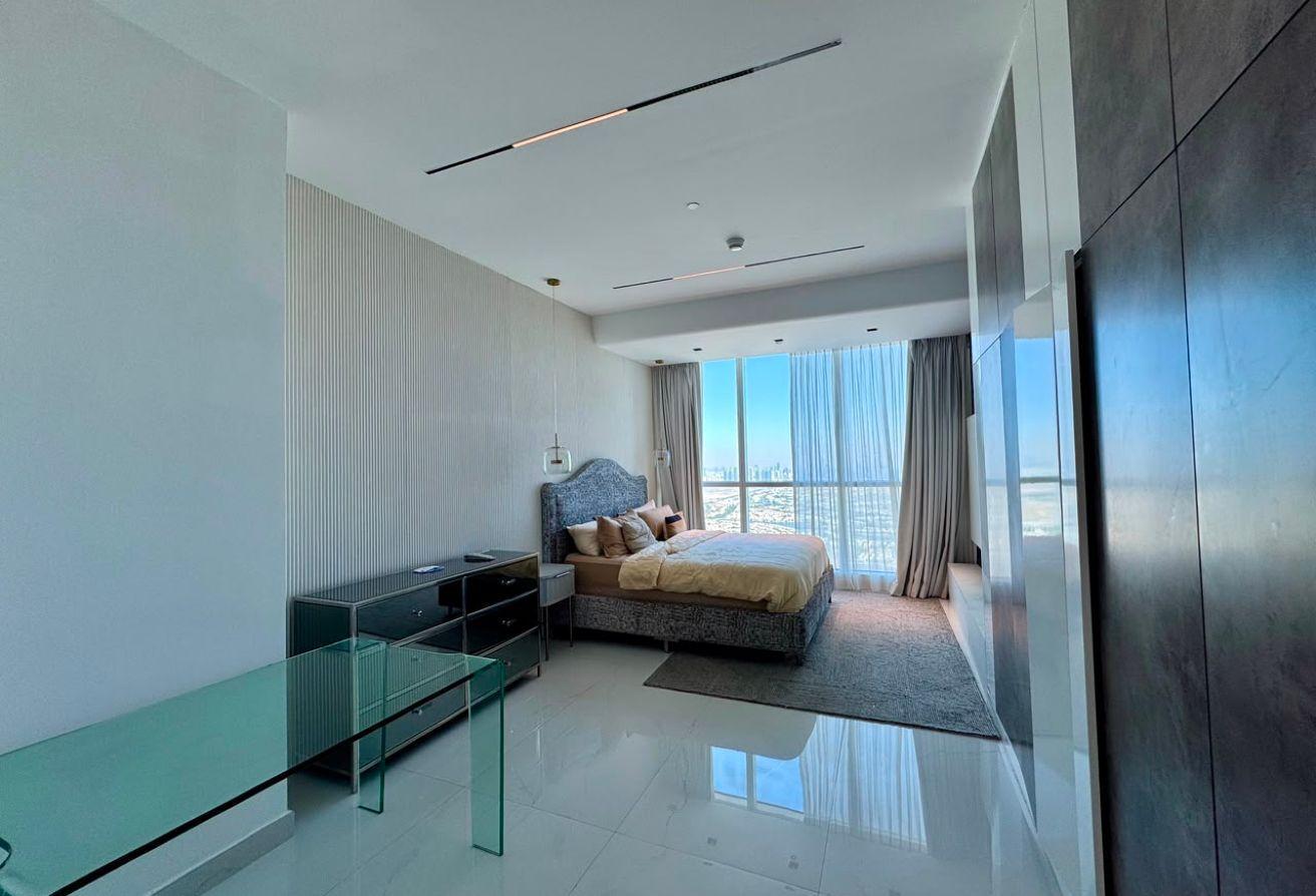 Upgraded | Furnished | 4BR Duplex Penthouse photo 14