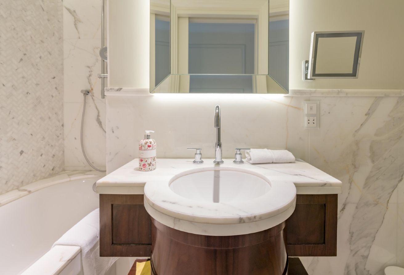 Furnished 4BR + Maid’s Penthouse |The Address BLVD photo 11