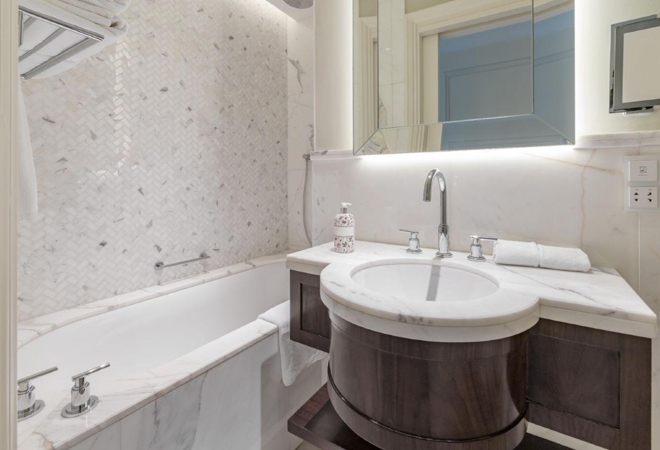 Furnished 4BR + Maid’s Penthouse |The Address BLVD photo 10